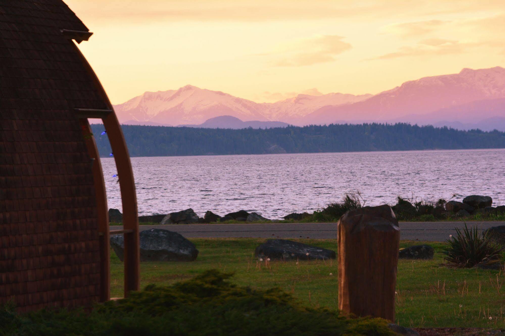 Oyster Bay Resort Campbell River Exteriör bild